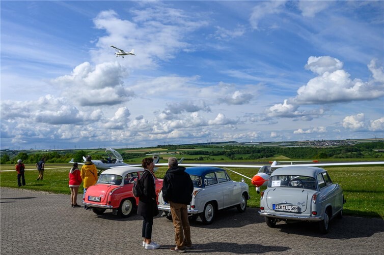 Lloyd-Treffen mit Rundflügen am Flugplatz Bad Neuenahr-Ahrweiler