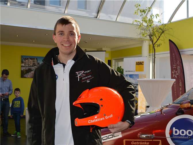 Fahrer Christian Groß freut sich, unter der Fahne des ADAC Mittelrhein, in der neuen Rennklasse an den Start gehen zu können.