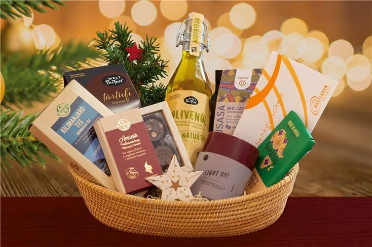 Faire Geschenke nicht nur zu Weihnachten - Menschenrechte für alle. Foto: Weltladen Dachverband