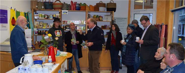 Faires Handeln und Umweltschutz waren Themen, die beim Vor-Ort-Termin der Fastenaktion „Auf geht’s – Den Wandel gestalten“ im Bad Emser Weltladen angesprochen wurden. Dekanat Nassauer Land