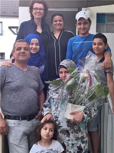 Familie Shaaban ist nun endlich in der neuen Stadt angekommen. privat