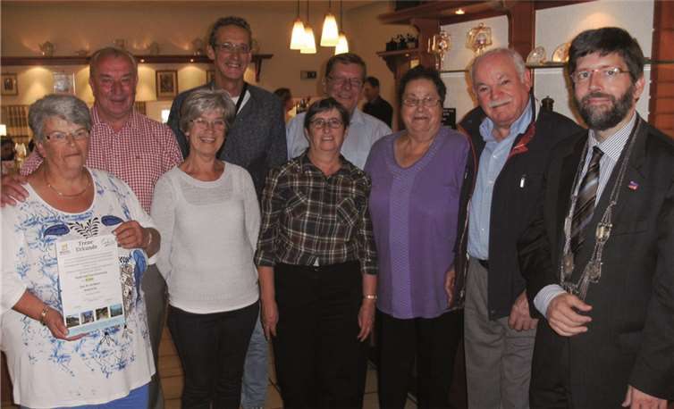 Familie W. van Maren, Familie Jeannie und Peter Quirynen, Ineke und Jaap van Hees, Familie Eltgen und Stadtbürgermeister Lambertz.  privat