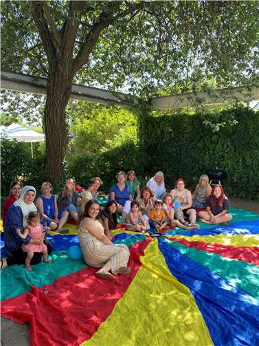 Familien und ehrenamtlich Engagierte waren zu einem kleinen Sommerfest eingeladen.  Foto: Frühe Hilfen