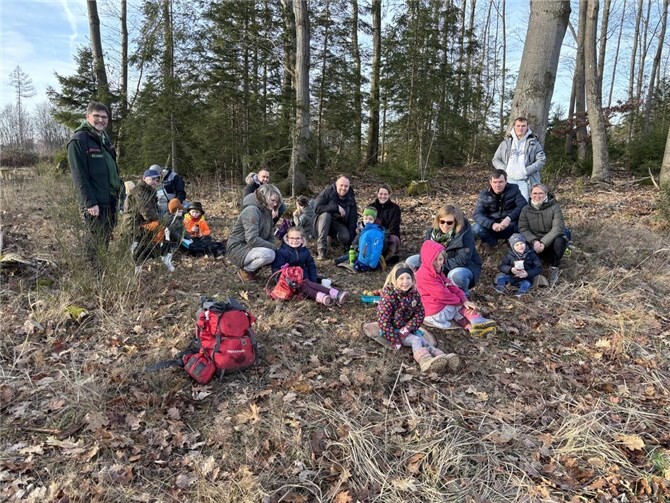 Familienabenteuer im Winterwald.  Foto: privat