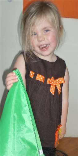 Fantasie und Sprachverständnis werden im Interaktiven Erzählcafé angeregt. privat