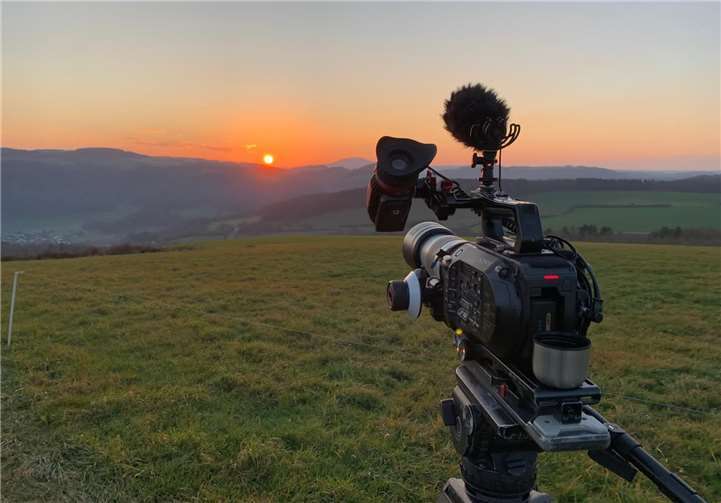 Fantastische Ausblicke auf weite und einsame Wälder kann man hier genießen. Foto: SWR, S. Keller/Mittelahr Touristik, Verbandsgemeinde Altenahr