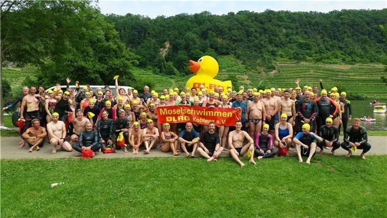 Fast 160 Schwimmer*innen nahmen teil. Fotos: Thilo Künneth/DLRG Koblenz e.V.