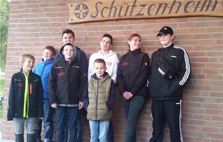 Fast alle BSC-Schüler konnten sich unter den besten Zehn platzieren, und so gab es für jeden einen Sachpreis.Foto: privat