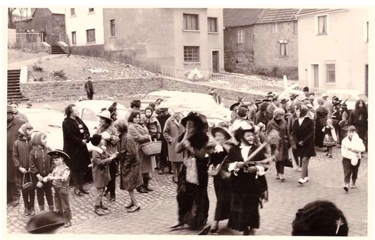 Fastnachtsumzug 1960 Foto: Archiv FREIE LISTE - Bürger für Urbar e.V.