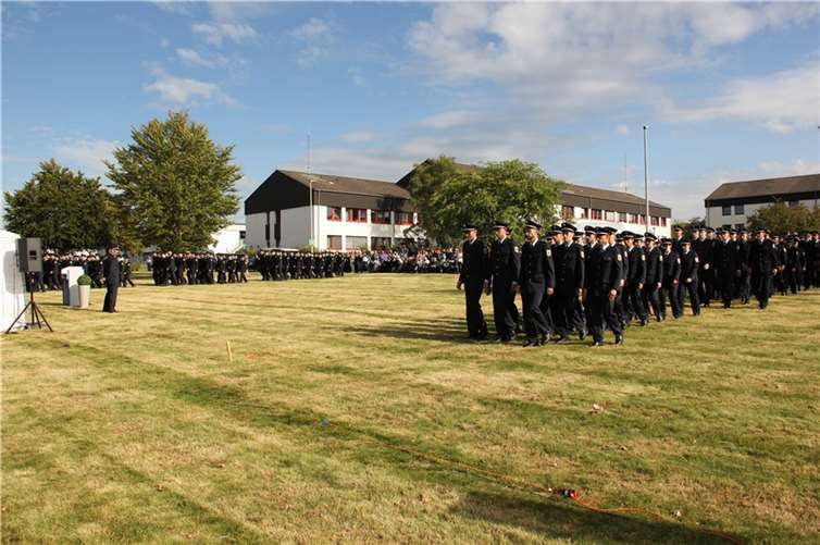Feierliche Vereidigung von 135 neuen Polizeikommissaranwärterinnen und Polizeikommissaranwärter sowie Polizeimeisteranwärterinnen und Polizeimeisteranwärter im Bundespolizeiaus- und -fortbildungszentrum Swisttal (BPOLAFZ SWT) statt. Fotos: privat