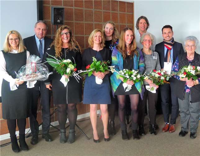 Feierten gemeinsam 20 Jahre Hospiz: (v. li.) Lucie Schmitz, Clemens Rouget, Andrea Krahe, Svenja Stock-Stümper, Maren Mangott, Hille Nohn, Conny Humm, Andreas Rossbach, David Langner, Irmgard Blätter.Fotos: BSB