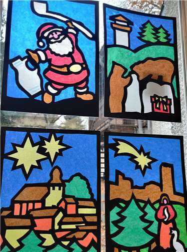 Fensterbilder der Stadt und Ortschaften zu Weihnachten für alle. Foto: privat