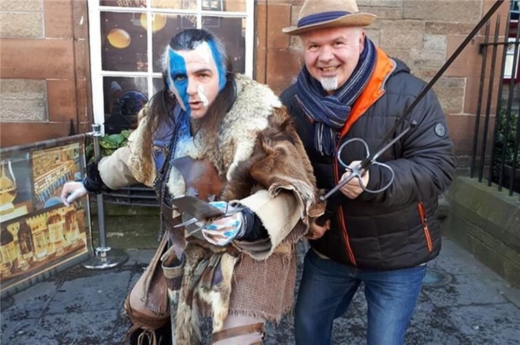Ferhat Cato in Schottland