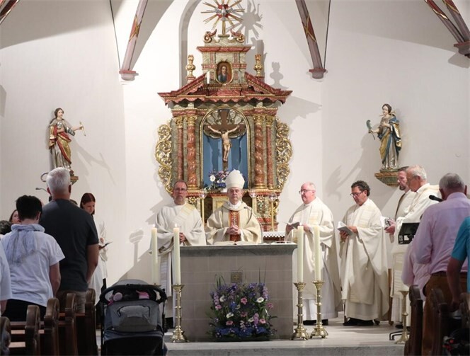 Festgottesdienst mit Weihbischof Robert Brahm.  Foto: Julia Fröder