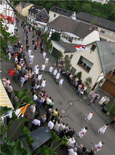 Festhochamt und Prozession gab es zwar in diesem jahr nicht, aber auch so ließ das festliche Glockengeläut Feststimmung im Ort aufkommen.Foto:privat