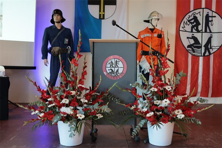 Freiwillige Feuerwehr Reifferscheid feierte 75-jähriges Bestehen mit einem Festkommers 