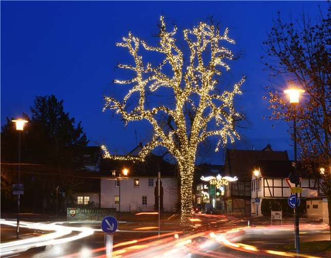 Festlich wird die Innenstadt erleuchtet.  Foto: Stadt Sinzig