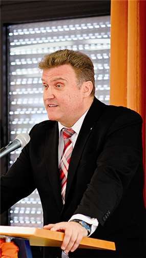 Festrede von E.J. Lehrer.