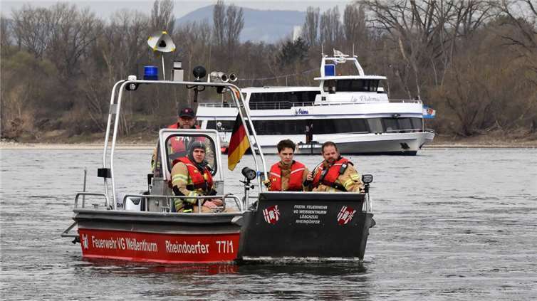 Feuerwehr, DRK, DLRG und Polizei übten für den Ernstfall.