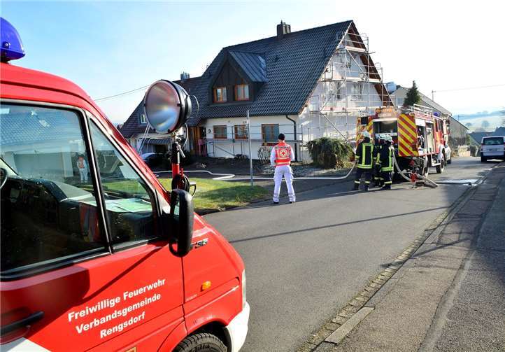 Feuerwehr und Sanitäter waren schnell zur Stelle.privat