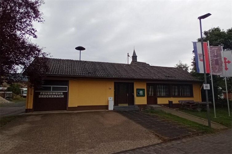 Feuerwehrhaus Dreckenach