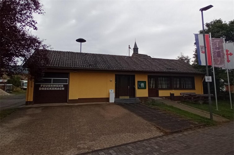 Feuerwehrhaus Dreckenach