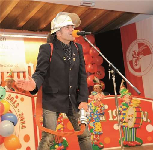 Feuerwehrmann Kresse sorgte gleich zu Beginn für Stimmung.