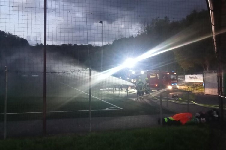 Feuerwehrübung im Walter Assenmacher Stadion.
