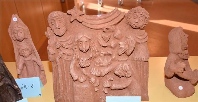 Figurinen und Skulpturen werden zum Selbstkostenpreis abgegeben. Fotos: Eich
