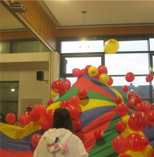 Finale beim Kinderkarneval.