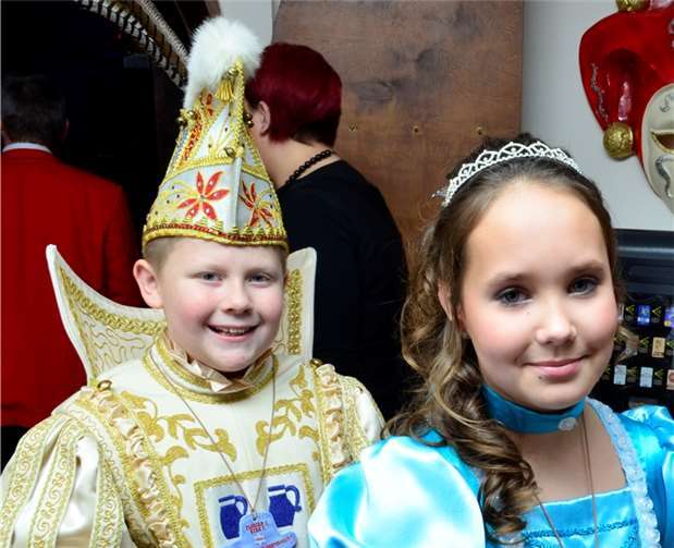 Florian Meyer und Kira Schmitt sind das neue Kinderprinzenpaar aus dem wilden Westerwald.