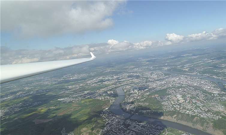 Flug mit der DG 600 über Koblenz.Thomas Marr