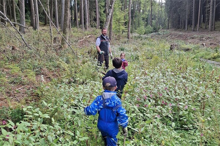 Förster Thorsten Thelen mit Nachwuchs