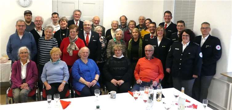 Fohgelaunte Teilnehmer beim „Dankeschön-Essen“. Foto: Willi Fuhrmann