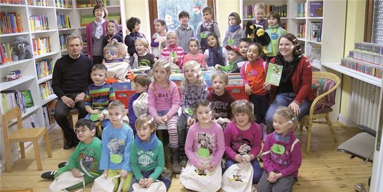 Folgende Vorschulkinder aus Kripp nahmen den „Führerschein“ entgegen: Emily Lanser, Lena Hudalla, Nusret Ramadani, Simon Nonnen, Michaela Wolf, Kadircan Kastaci, Amelie Lopez, Amelia Dialla, Lena Fuchs, Lennard Shepherd, Leandro Urbanus, Pia Madita Peters, Yamur Karadal, Sila Hadoroglu, Leonie Freischemm, Merlin Grundschöttel, John Rittermann, Mahir Caliscan, Ismail Akthar, Lissi Pieper, Emelie Maagh, Luisa Küster, Emma Tuchscheerer, Ronja Lindemann, Tufan Nalca, Veit Heymel, Ben Jona Bayer, Marvin Prehn, Dustin Schindler, Finja Hengsberg. privat