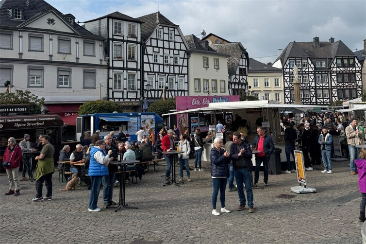 Food Truck Meile 2025 auf dem Linzer Marktplatz