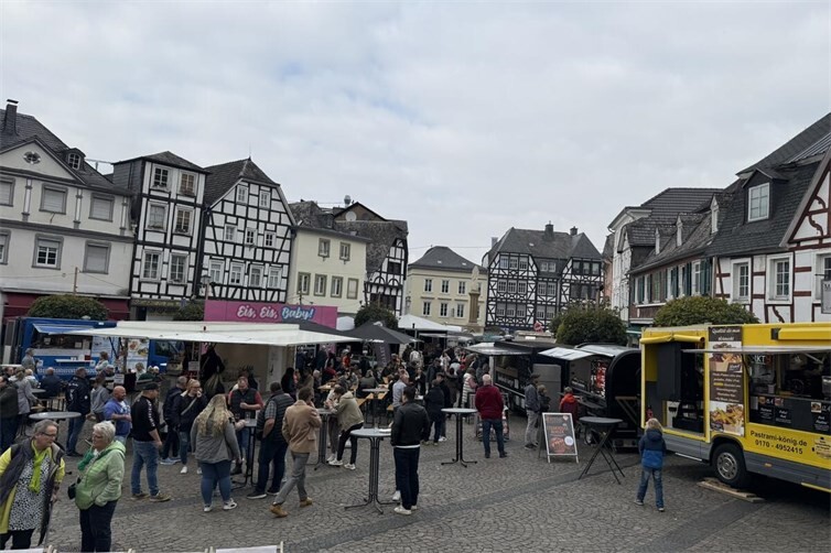 Food Truck Meile 2025 auf dem Linzer Marktplatz