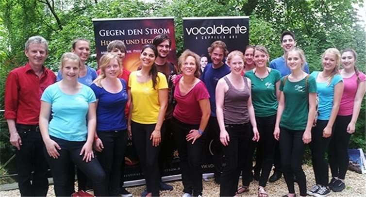 Formationen wie der Junge Chor Koblenz werden am 18. Juni den Spaß am Singen wecken.privat