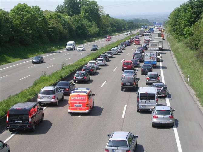 Start der Herbstferien: Hohes Verkehrsaufkommen in Rheinland-Pfalz Foto: ADAC/Achim Otto