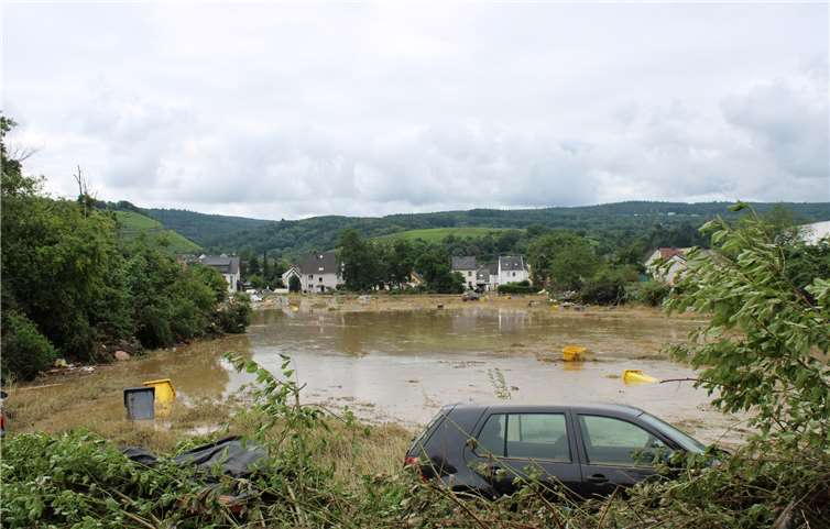 Soforthilfe für vom Hochwasser betroffene Unternehmen Foto: DU