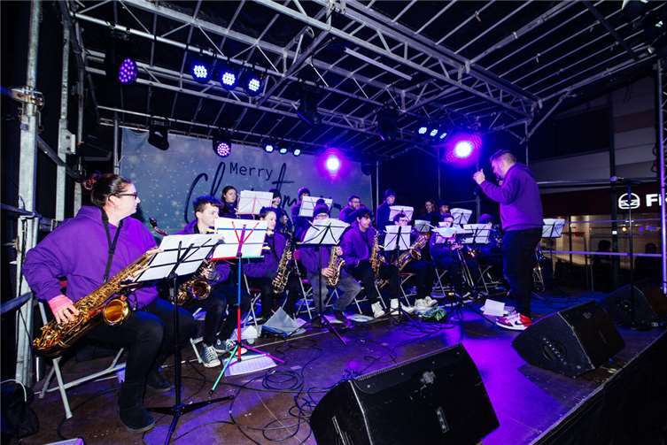 Foto: Die Musikschule Luton Music Hub ist amSamstag, 19. Juli, zu Gast in er WeinLoungeimKurpark.Foto: Luton Music Hub