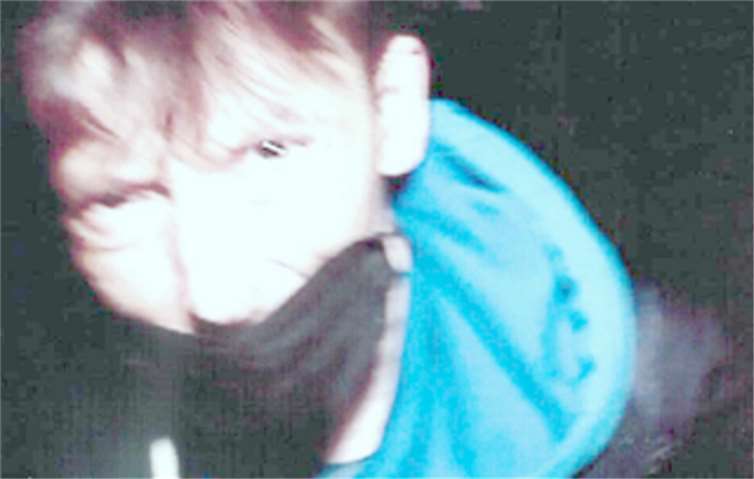 Foto-Fahndung: Wer kennt diesen Mann? Foto: Polizei