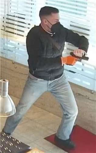 Foto-Fahndung: Wer kennt diese Männer? Foto: Polizei