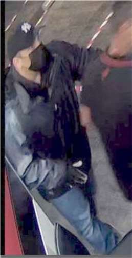 Foto-Fahndung: Wer kennt diesen Mann? Foto: Polizei