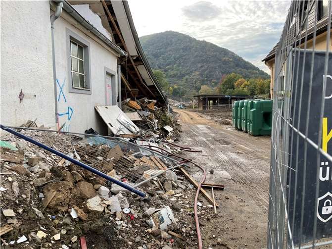 Drei Monate nach der Flut: So sieht Walporzheim heute aus Foto: ROB