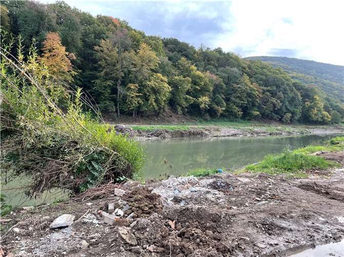 Drei Monate nach der Flut: So sieht Walporzheim heute aus Foto: ROB