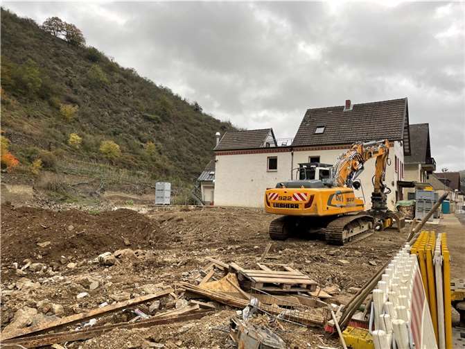 Drei Monate nach der Flut: So sieht Altenahr heute aus Foto: ROB