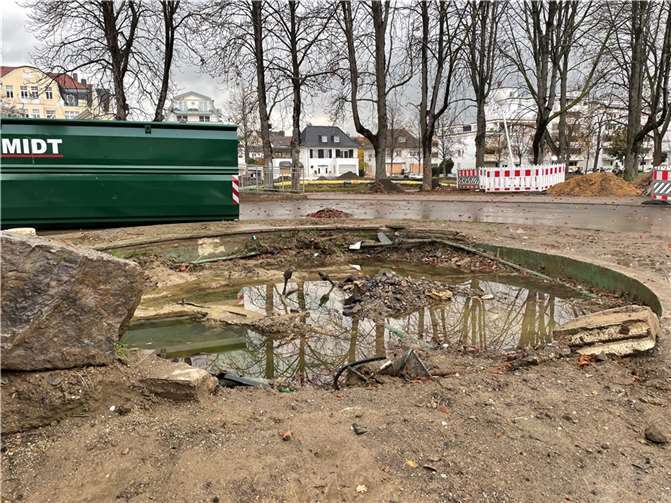 Drei Monate nach der Flut: So sieht Bad Neuenahr heute aus Foto: ROB