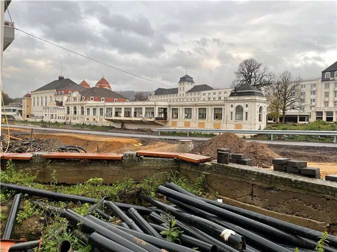 Drei Monate nach der Flut: So sieht Bad Neuenahr heute aus Foto: ROB