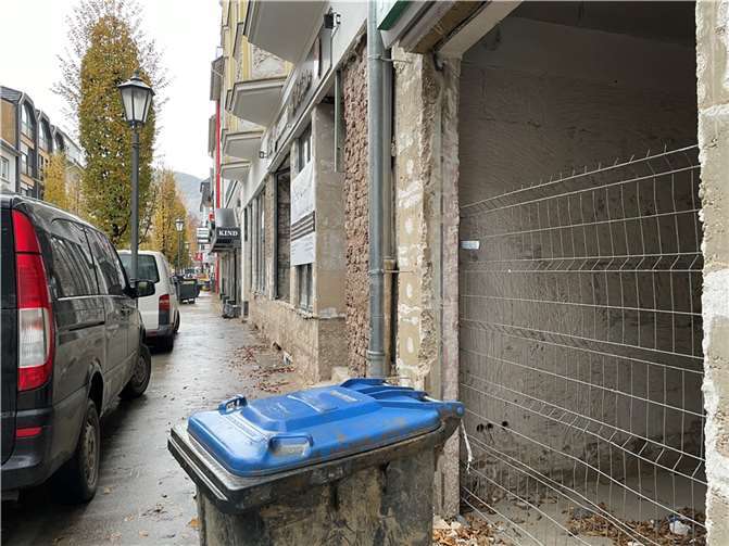 Drei Monate nach der Flut: So sieht Bad Neuenahr heute aus Foto: ROB